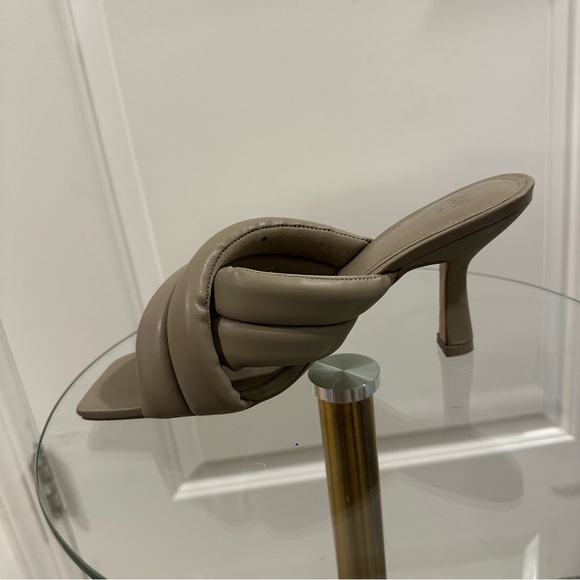 H&M Mule Heeled Sandals in Quilted Taupe Grey - Picture 6 of 9